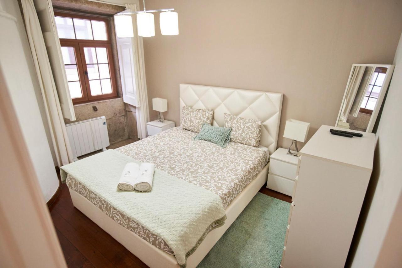 Mercadores Apartment By Jc Porto Bagian luar foto
